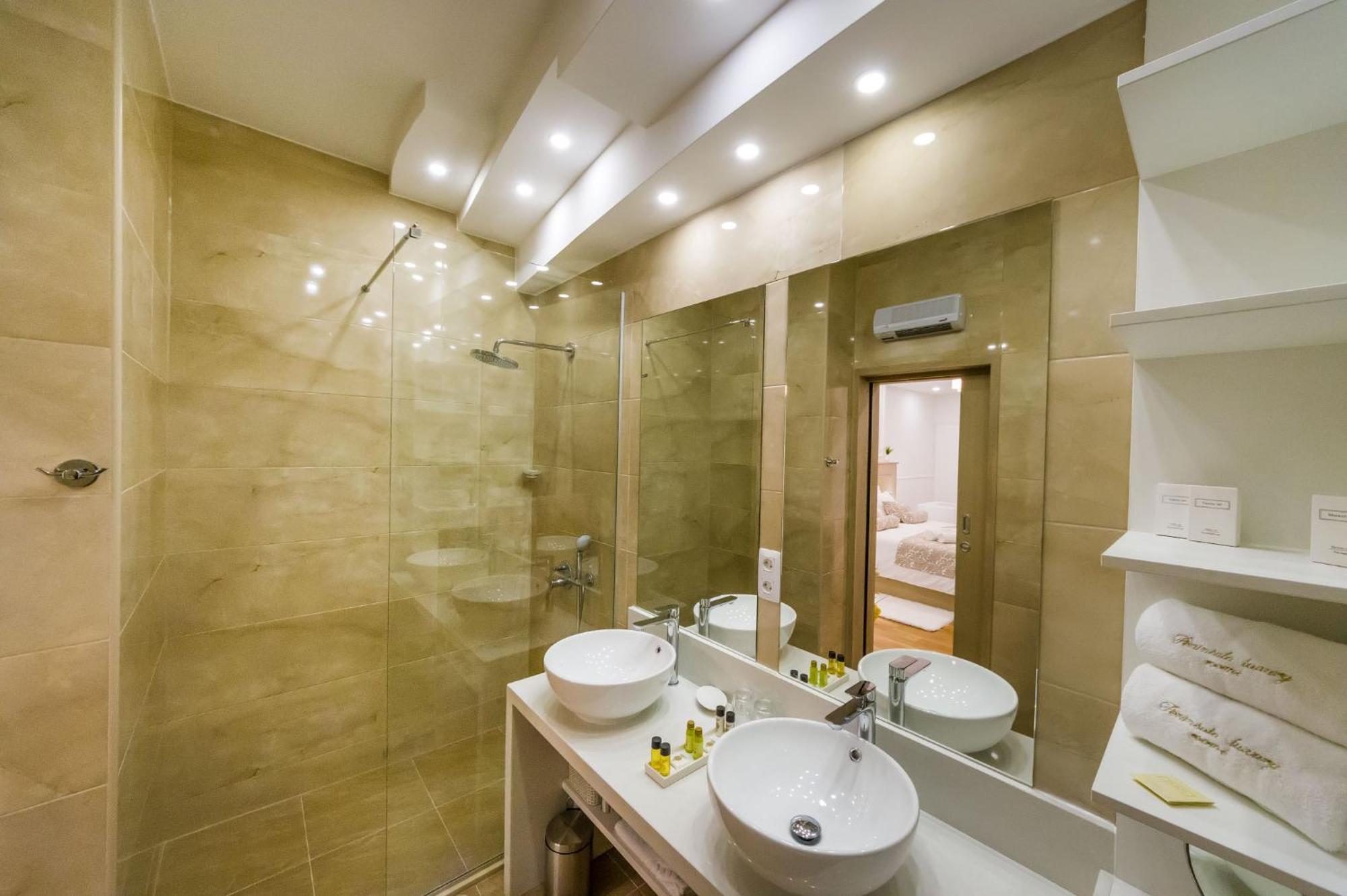 Peninsula Luxury Suite Zadar Ngoại thất bức ảnh